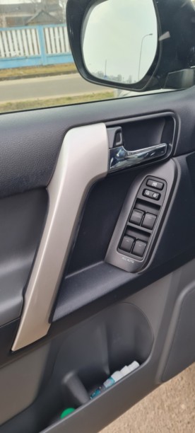 Toyota Land Cruiser Prado J150, 5 мест, 2010 г.