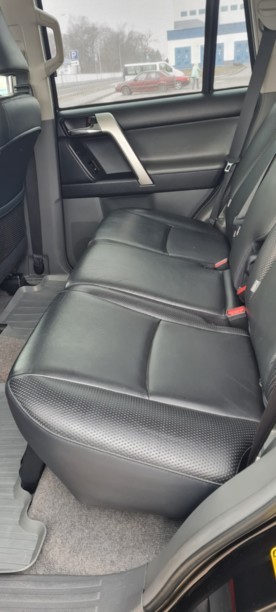Toyota Land Cruiser Prado J150, 5 мест, 2010 г.