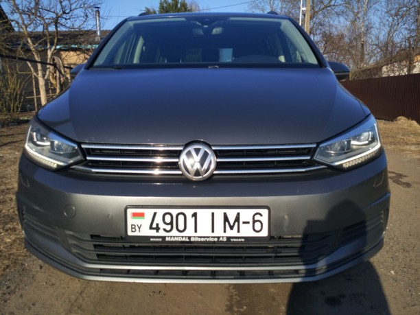 Volkswagen Touran III, 7 мест, 2015 г.