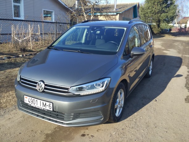 Volkswagen Touran III, 7 мест, 2015 г.