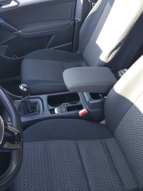 Volkswagen Touran III, 7 мест, 2015 г.
