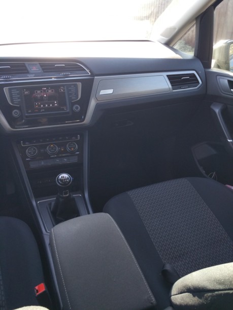 Volkswagen Touran III, 7 мест, 2015 г.