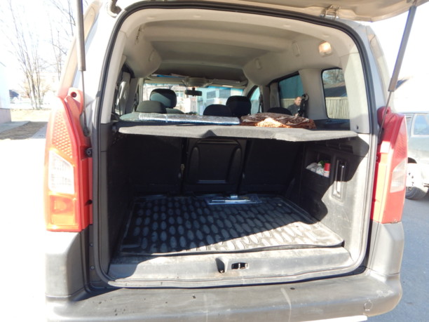 Citroen Berlingo II, 5 мест, 2008 г.