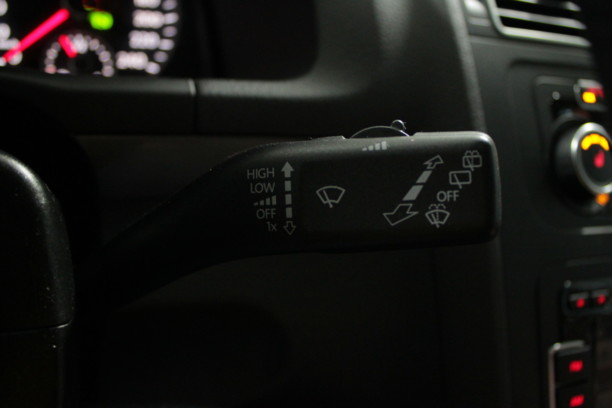 Volkswagen Touran II, 7 мест, 2011 г.