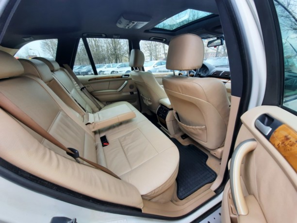 BMW X5 E53, 5 мест, 2002 г.