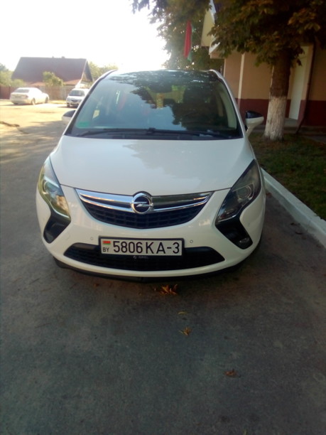 Opel Zafira C, 7 мест, 2015 г.