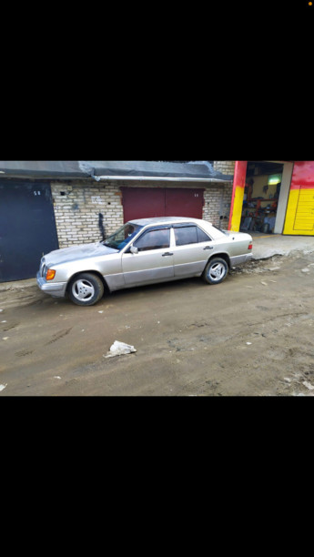 Mercedes-Benz E-Класс W124, S124, C124, A124, 1988 г.