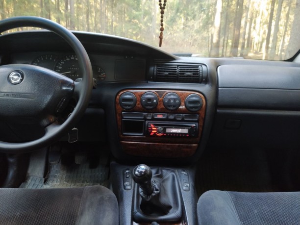 Opel Omega B, 1998 г.