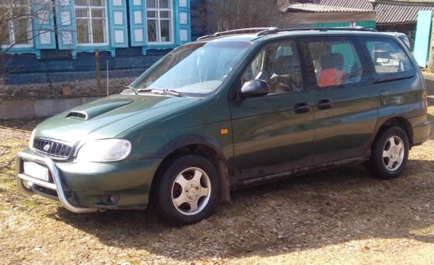 Kia Carnival I, 7 мест, 1999 г.