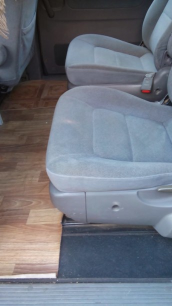 Kia Carnival I, 7 мест, 1999 г.
