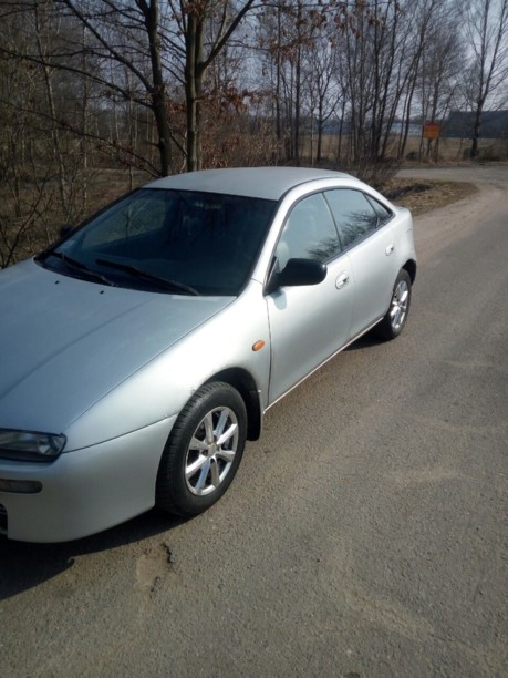 Mazda 323F, 1998 г.