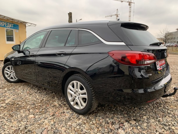 Opel Astra K, 2018 г.