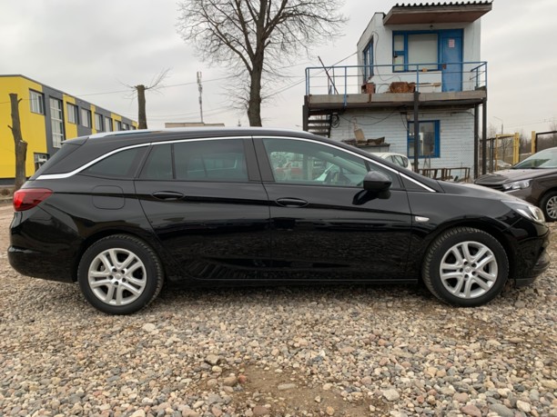 Opel Astra K, 2018 г.