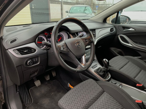 Opel Astra K, 2018 г.