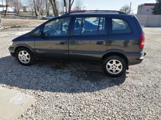 Opel Zafira A, 7 мест, 1999 г.