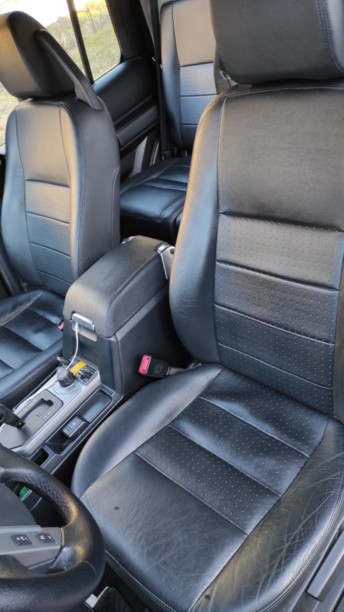 Land Rover Discovery III, 7 мест, 2007 г.