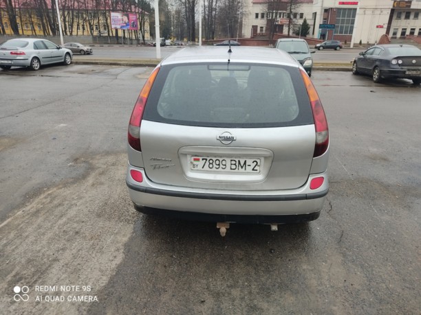 Nissan Almera Tino, 2001 г.