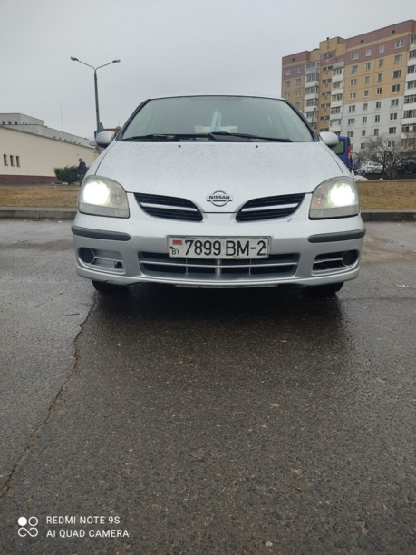 Nissan Almera Tino, 2001 г.