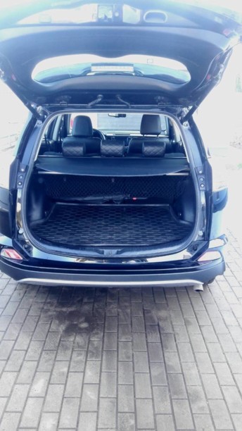 Toyota RAV4 IV (XA40) · Рестайлинг, 5 мест, 2018 г.