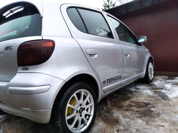 Toyota Yaris I (P1) · Рестайлинг, 2005 г.