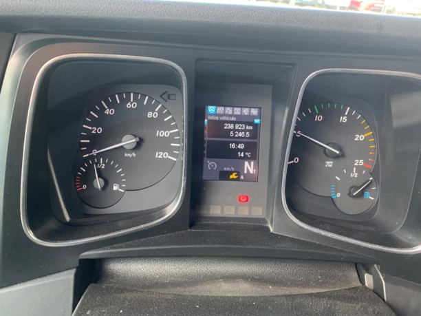 Mercedes Actros 1843, 2015 г.
