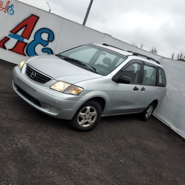 Mazda MPV II, 7 мест, 2002 г.
