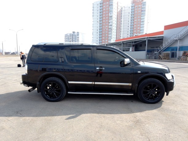 Infiniti QX56 I · Рестайлинг, 7 мест, 2008 г.