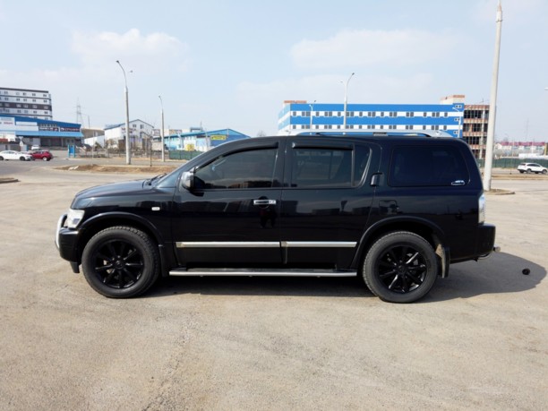 Infiniti QX56 I · Рестайлинг, 7 мест, 2008 г.