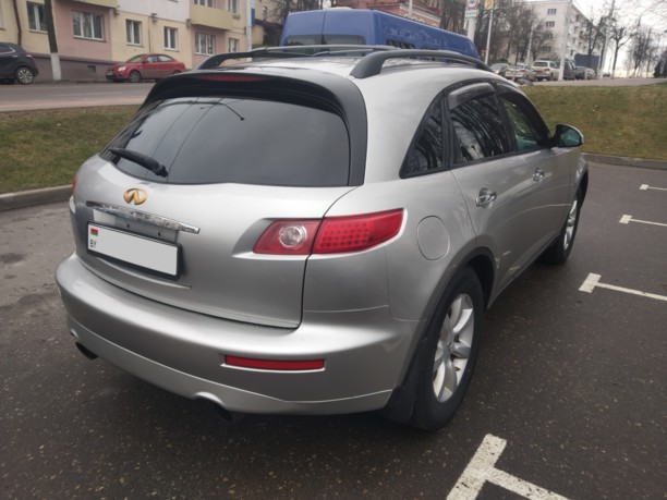 Infiniti FX I, 2003 г.