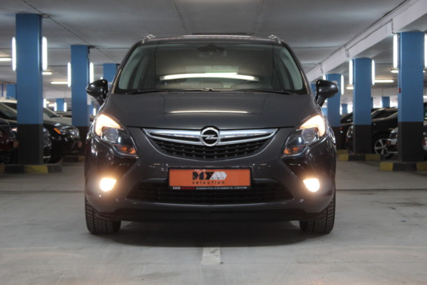 Opel Zafira C, 5 мест, 2015 г.