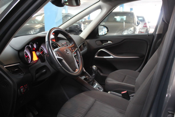 Opel Zafira C, 5 мест, 2015 г.