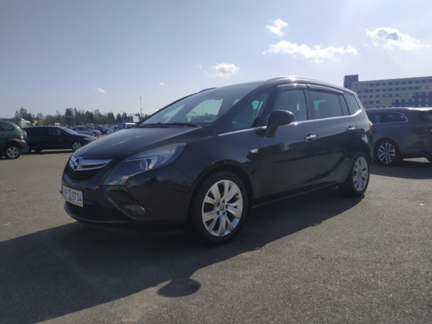 Opel Zafira C, 5 мест, 2014 г.