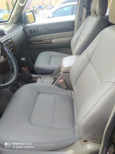 Nissan Patrol Y61, 7 мест, 2000 г.