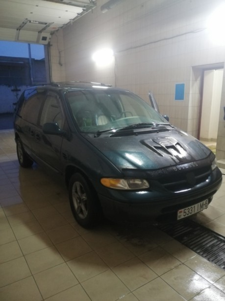 Dodge Caravan III, 7 мест, 2000 г.