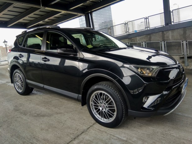 Toyota RAV4 IV (XA40) · Рестайлинг, 5 мест, 2016 г.