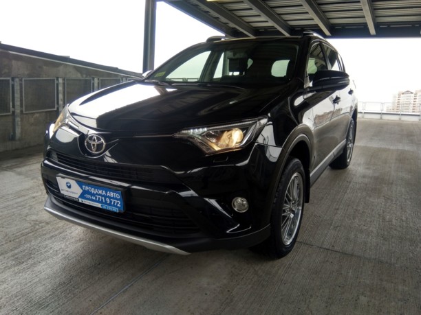 Toyota RAV4 IV (XA40) · Рестайлинг, 5 мест, 2016 г.