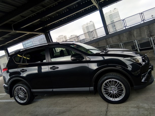 Toyota RAV4 IV (XA40) · Рестайлинг, 5 мест, 2016 г.