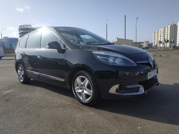 Renault Grand Scenic III · 2-й рестайлинг, 7 мест, 2016 г.