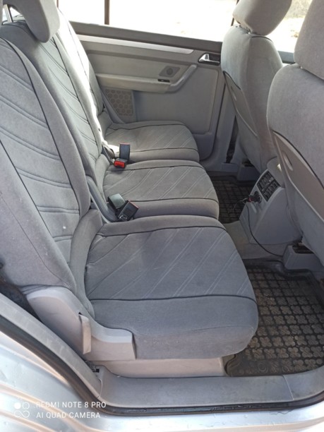 Volkswagen Touran I, 7 мест, 2003 г.