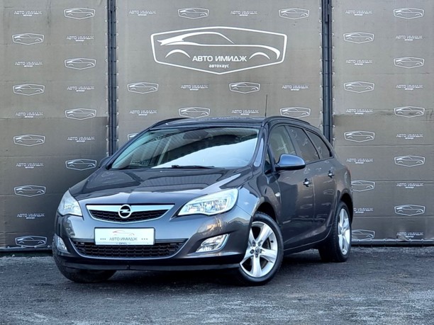 Opel Astra J, 2011 г.
