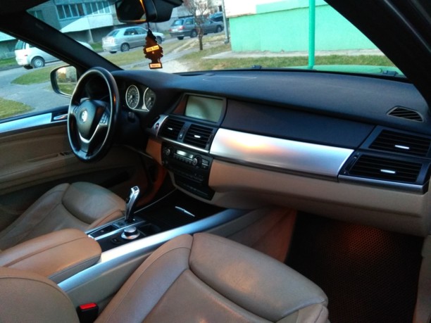 BMW X5 E70, 7 мест, 2007 г.