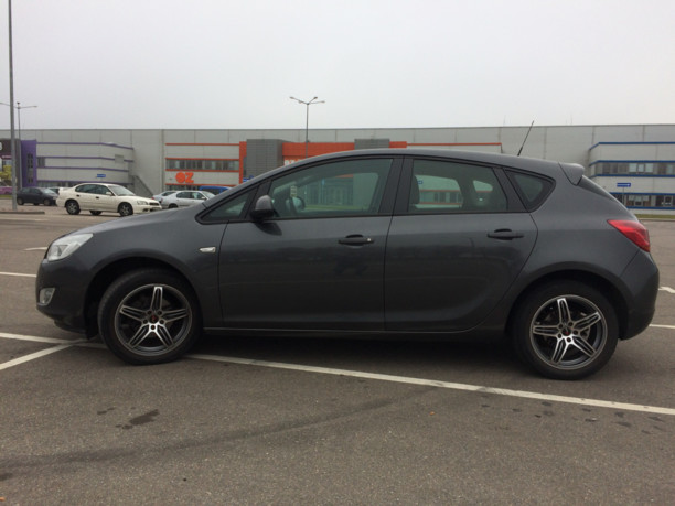 Opel Astra J, 2011 г.
