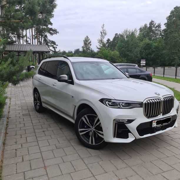 BMW X7, 7 мест, 2019 г.