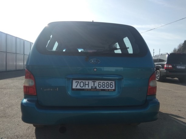 Kia Carnival I, 7 мест, 2000 г.