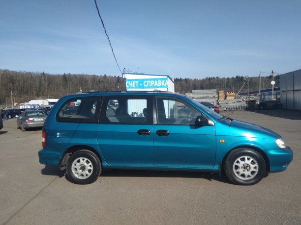 Kia Carnival I, 7 мест, 2000 г.