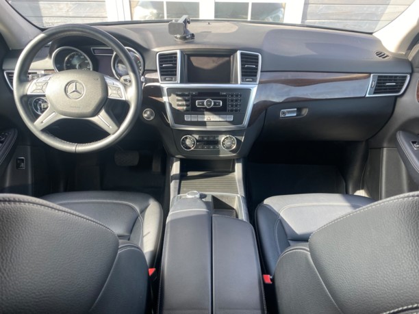 Mercedes-Benz M-Класс W166, 5 мест, 2012 г.