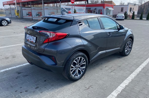 Toyota C-HR, 2017 г.