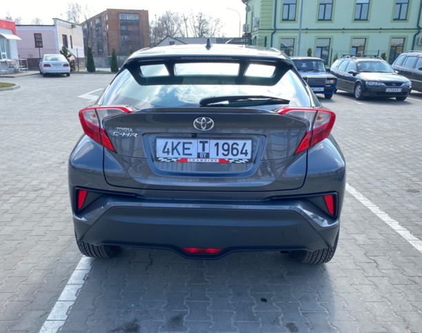 Toyota C-HR, 2017 г.
