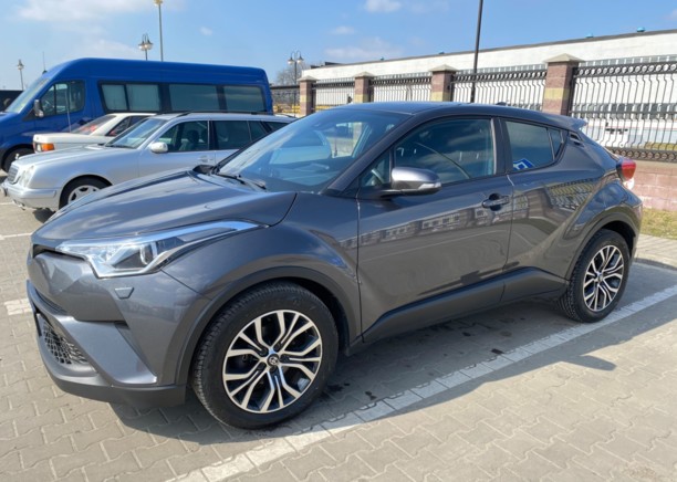 Toyota C-HR, 2017 г.