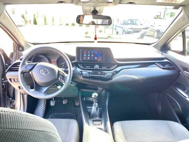 Toyota C-HR, 2017 г.